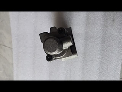 708-40-87100 Ekskavator yedek valfi PC300-7 için geçerlidir